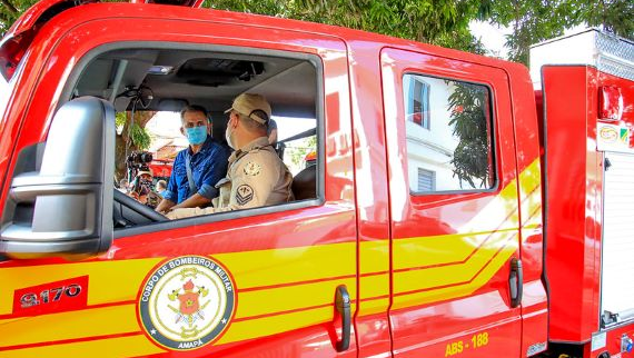 entrega bombeiros 8